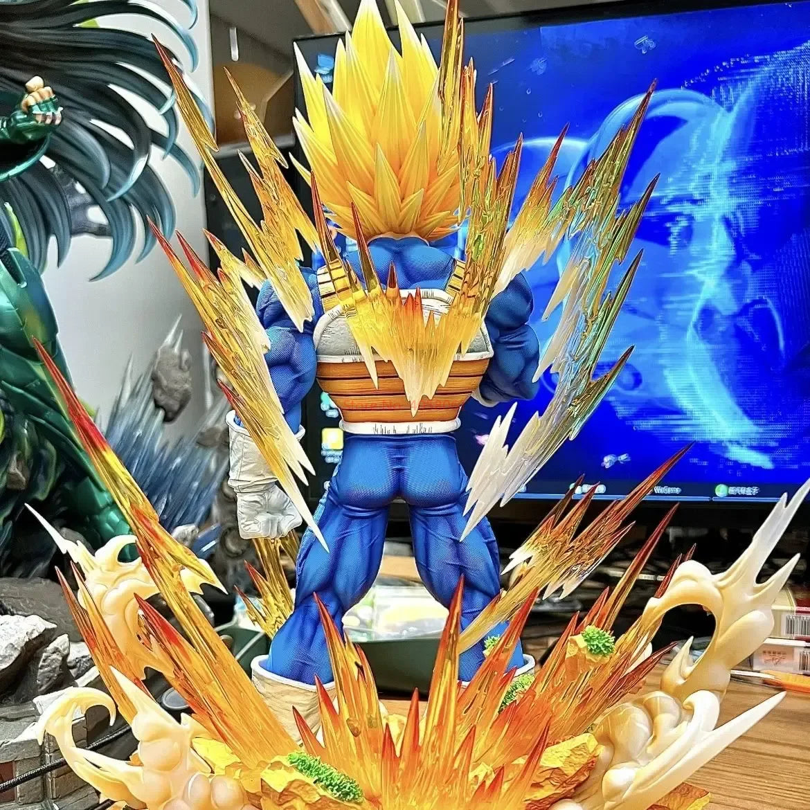 Anime Figure Super Saiyan Vegeta